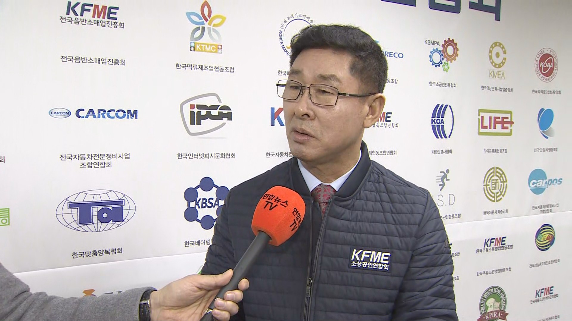 [출근길 인터뷰] 코로나19 직격탄…소상공인 생존대책 <em class='find'호소</em