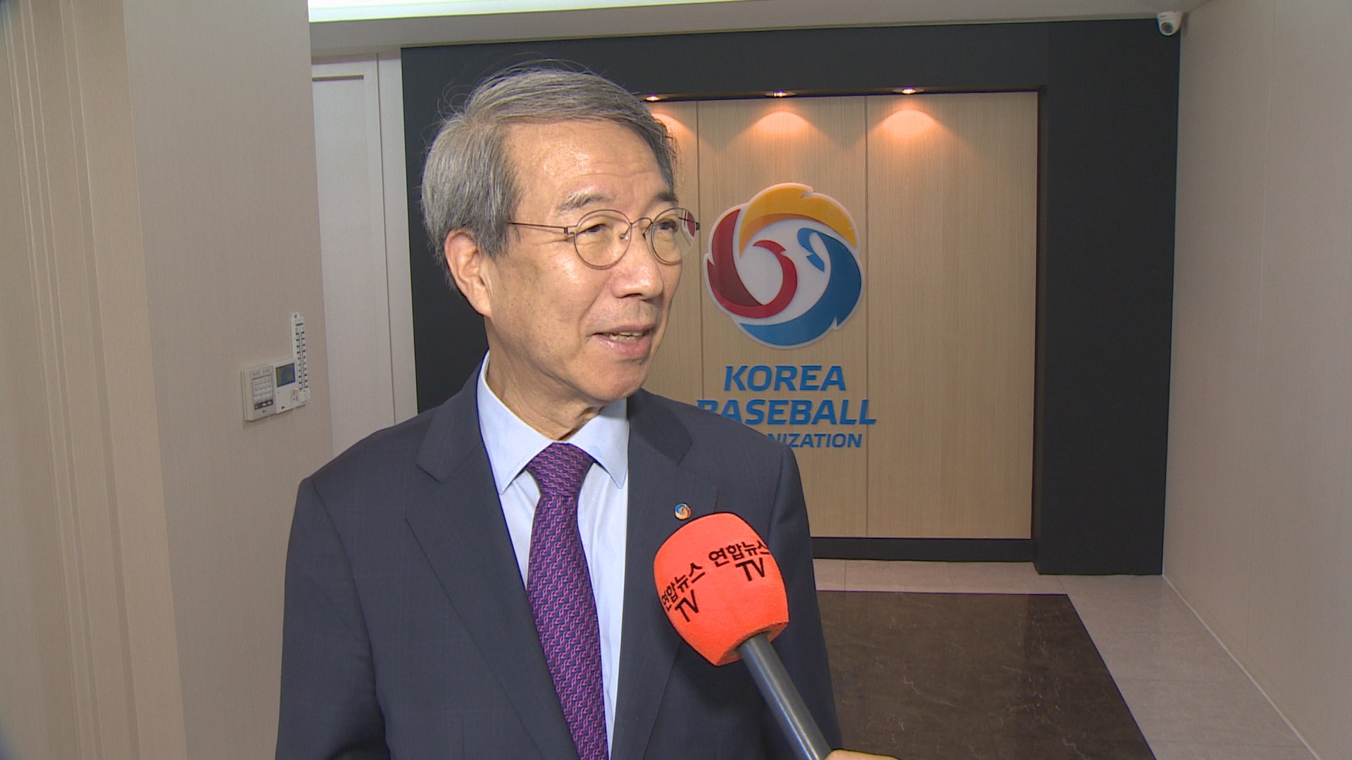 [출근길 인터뷰] 세계가 주목하는 온라인카지노 에스뱅크 <em class='find'프로야구</em…코로나19 대책은?