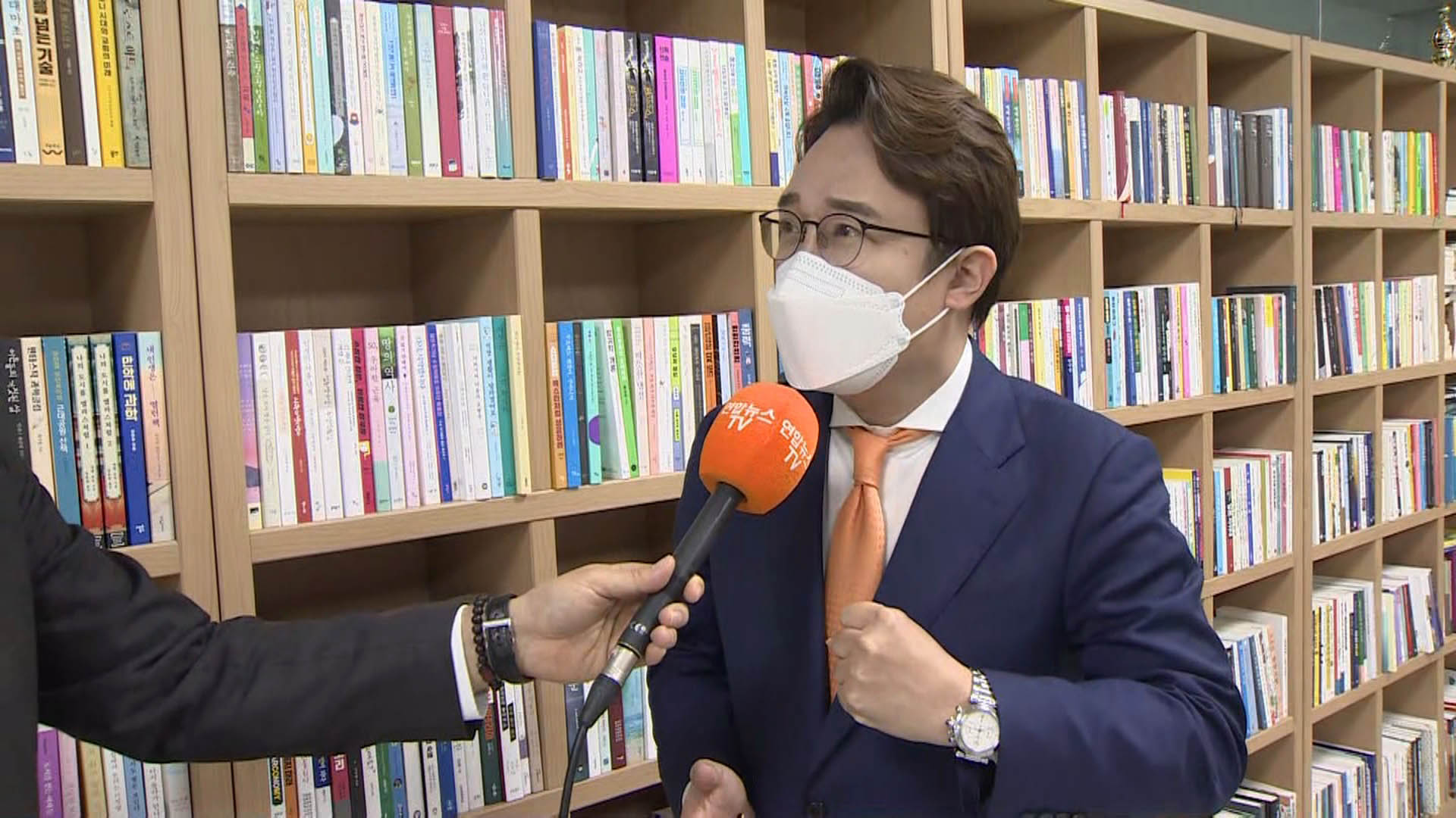[출근길 인터뷰] 정인이법 만들고도 반복되는 <em class='find'아동학대</em…근절방법은?