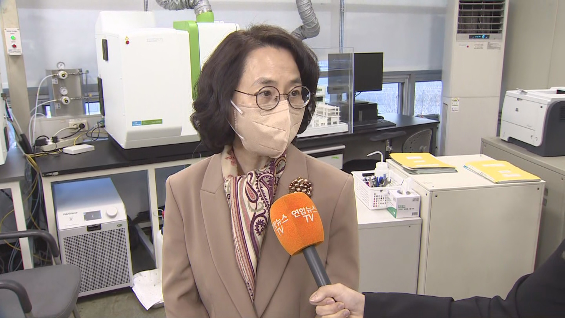 [출근길 인터뷰] '먹는치료제' 이번주 도입…국산 <em class='find'>백신</em> 개발 현황은?
