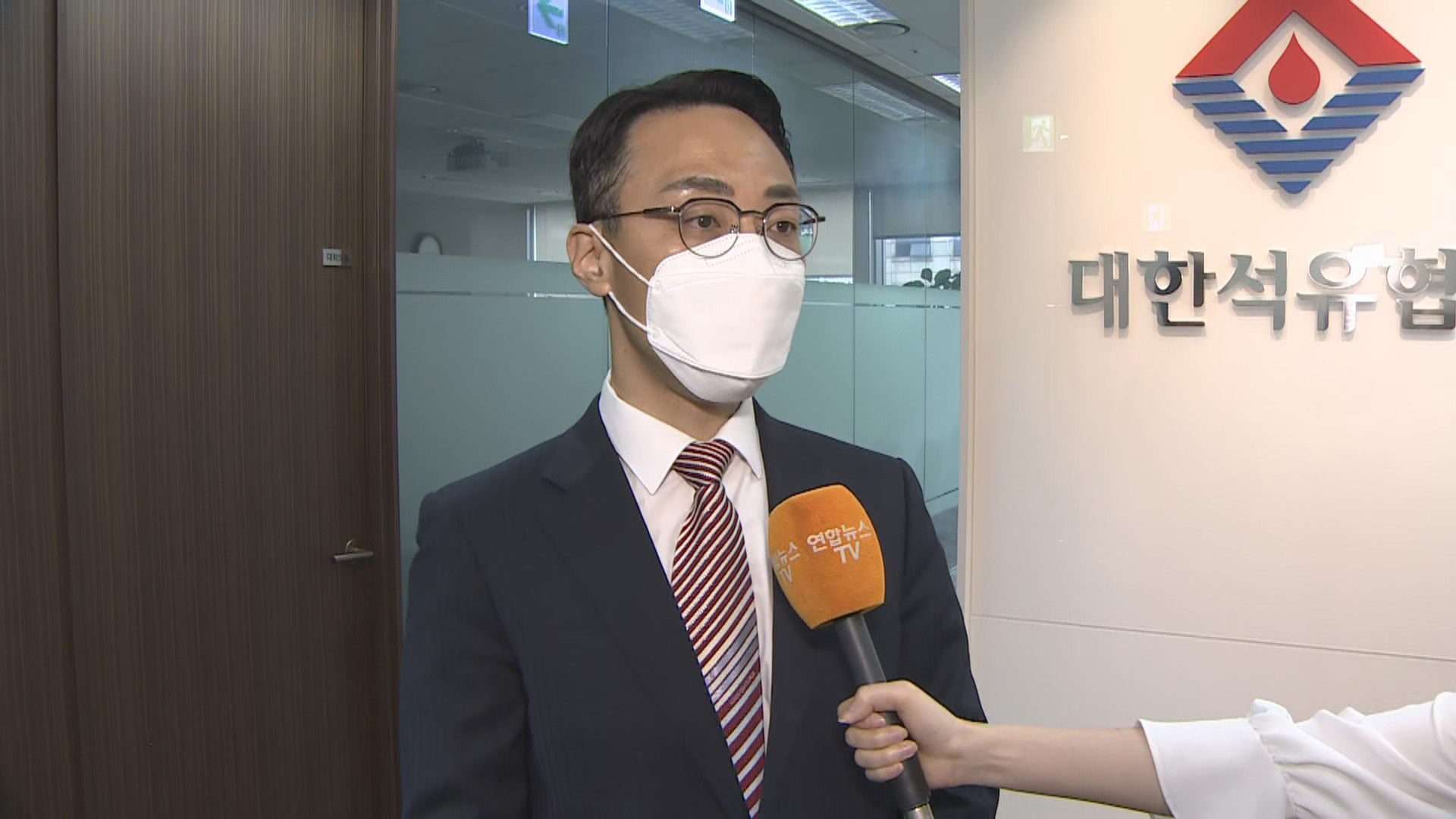 [출근길 인터뷰] 연일 최고가 경신…치솟는 <em class='find'기름값</em 원인과 대책은?