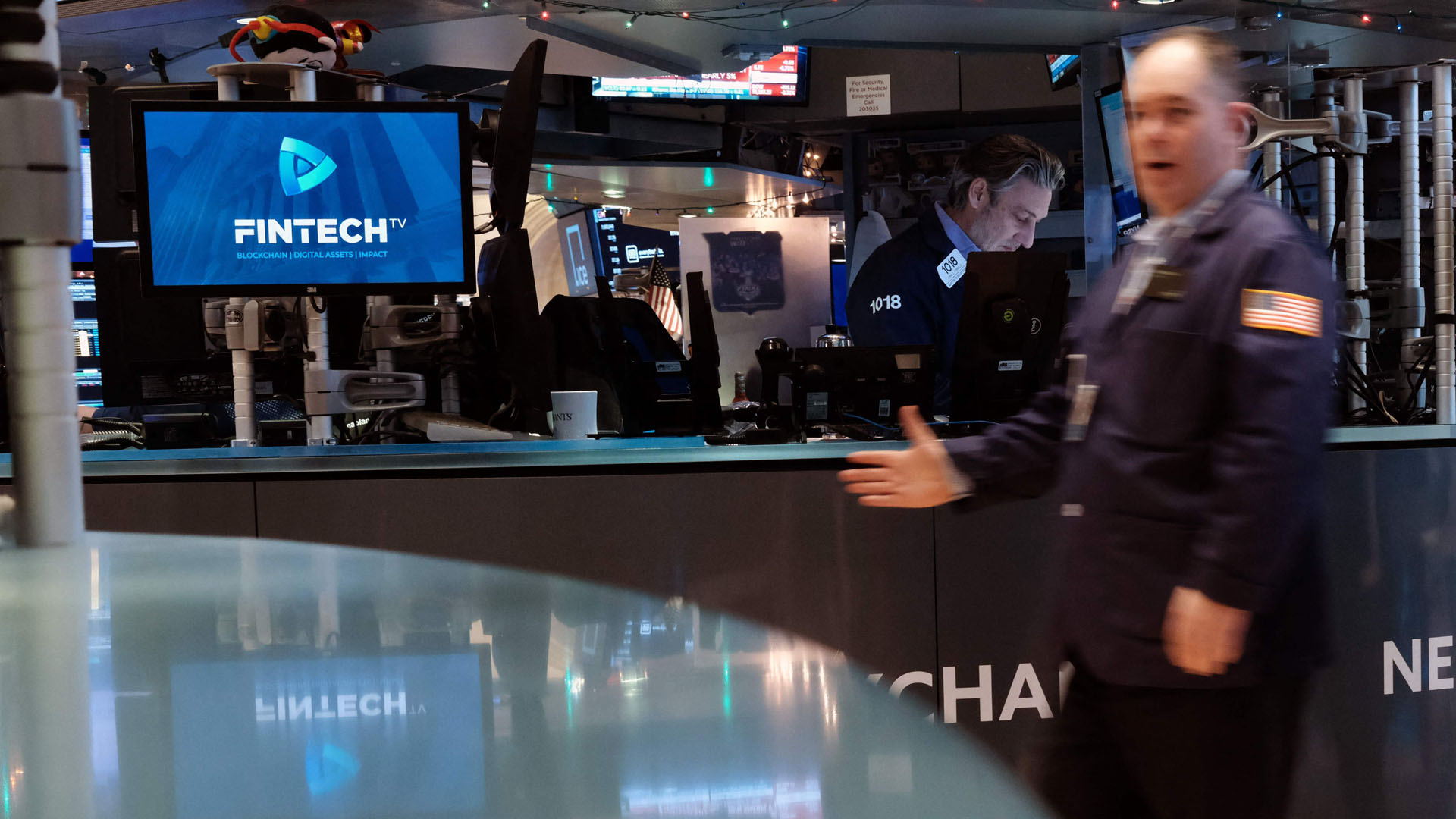 [3분증시] 대주주 양도세 기준일 하루 전…<em class='find'매도</em 폭탄 가능성 外