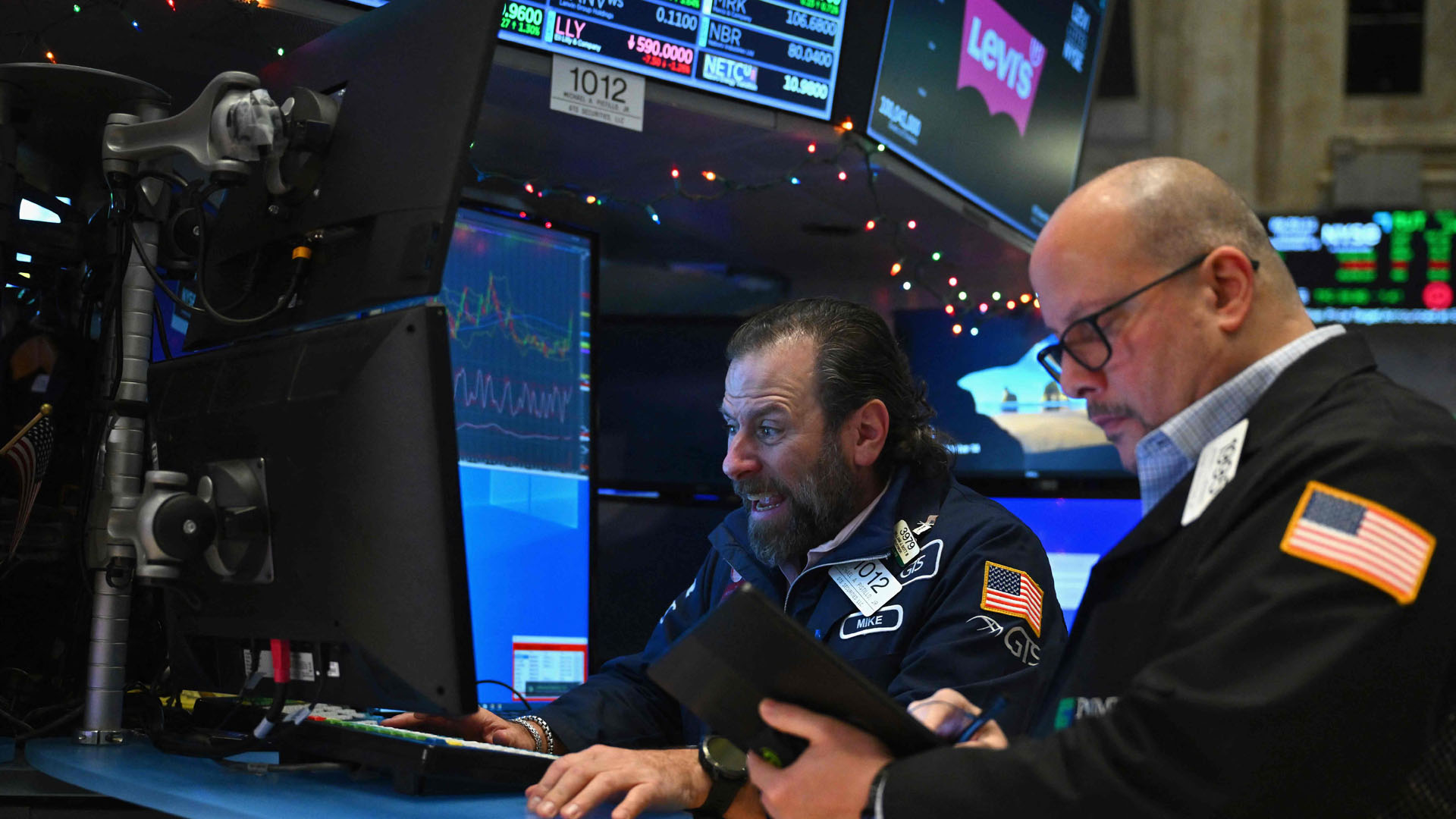 [3분증시] 뉴욕증시, 하루 만에 강세 <em class='find'재개</em…나스닥 1.26%↑ 外