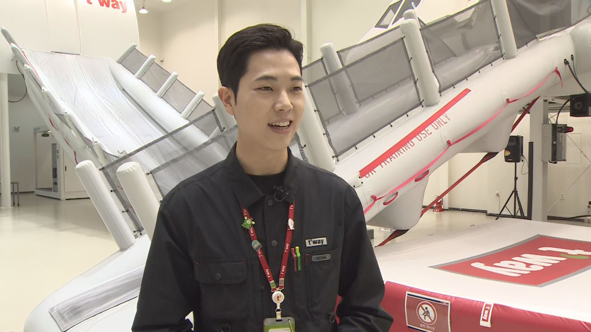 [출근길 인터뷰] 목숨 건 탈출…<em class='find'온라인카지노 총판</em 사고 났을 땐 이렇게