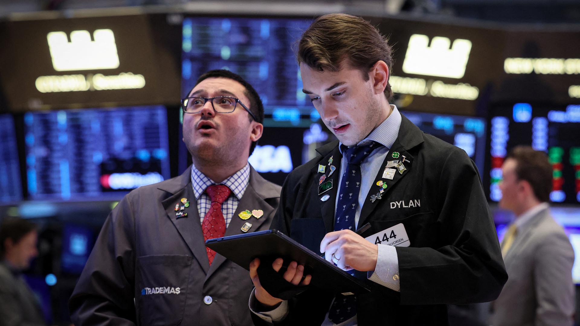 [3분증시] 뉴욕증시, 연준 <em class='find'선호</em 물가 대기하며 약세…다우 0.16%↓ 外