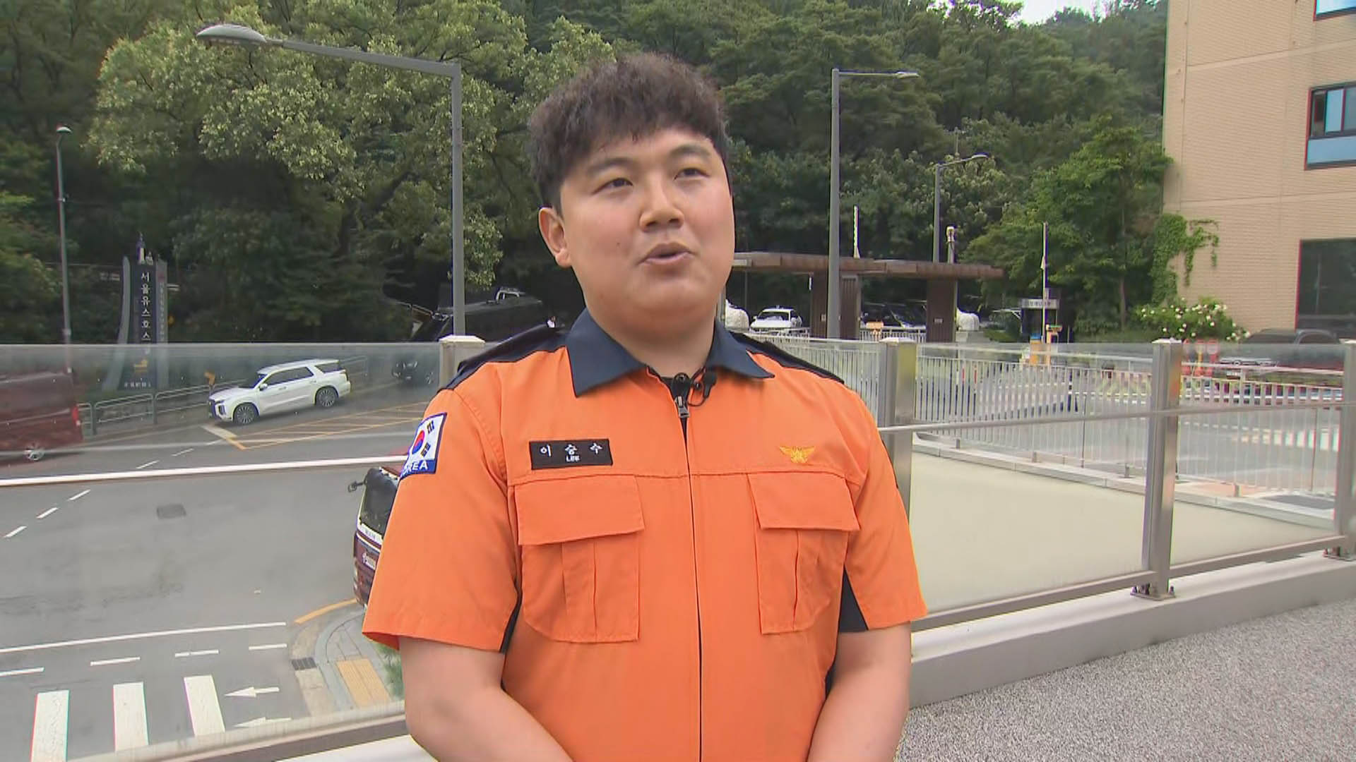 [출근길 인터뷰] 12년 차 가수가 <em class='find'해외 온라인카지노관</em 된 사연?