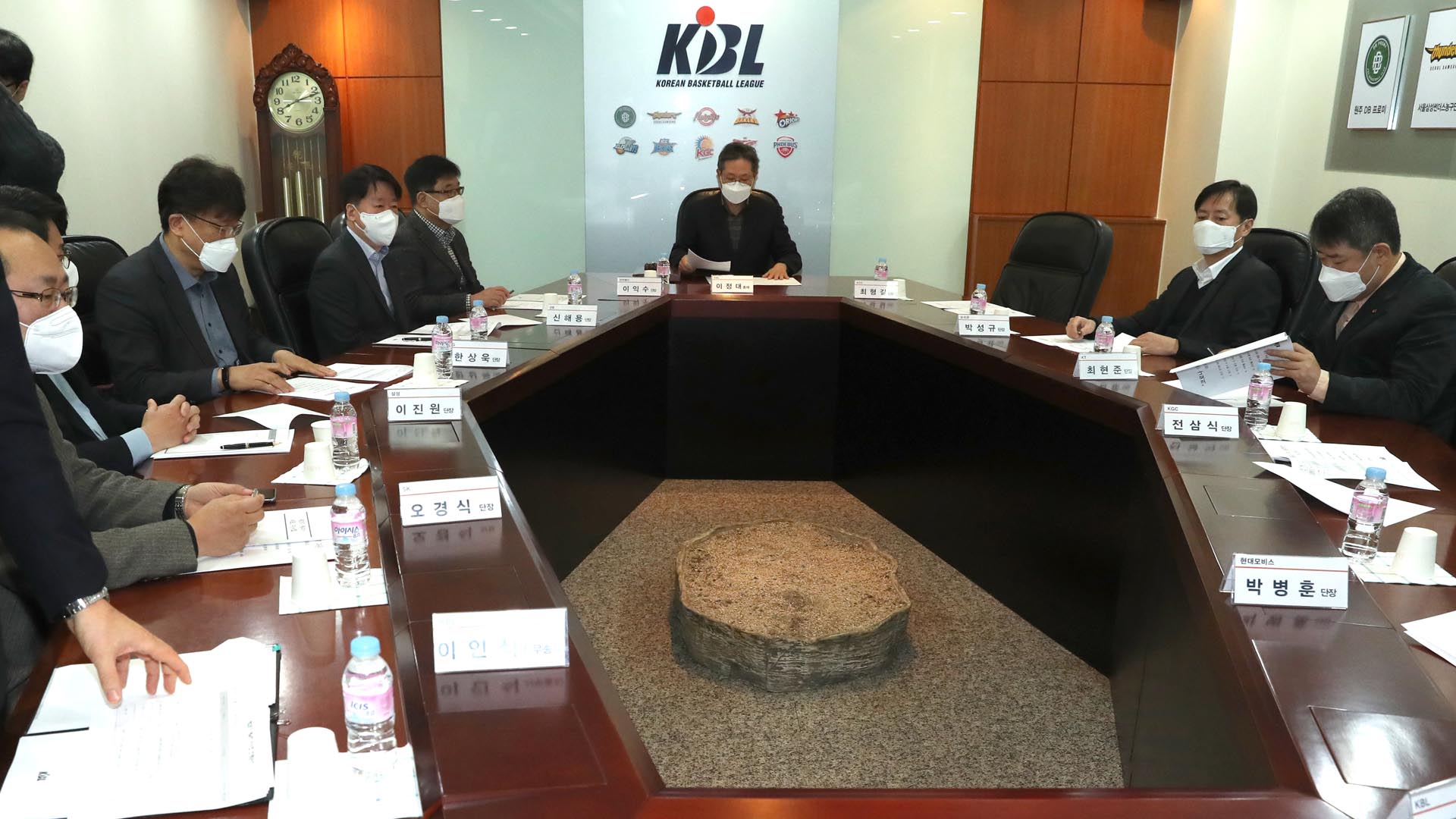 여자농구, 코로나19로 온라인카지노 순위 온카판리그 중 첫 시즌 종료