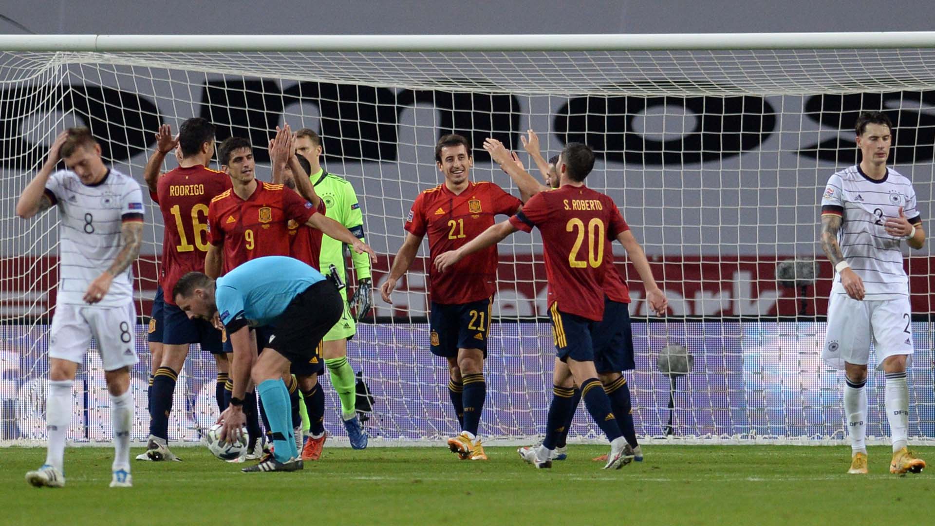 [해외축구] 온라인카지노 경찰 벳엔드, 89년 만의 굴욕…스페인에 0-6 완패