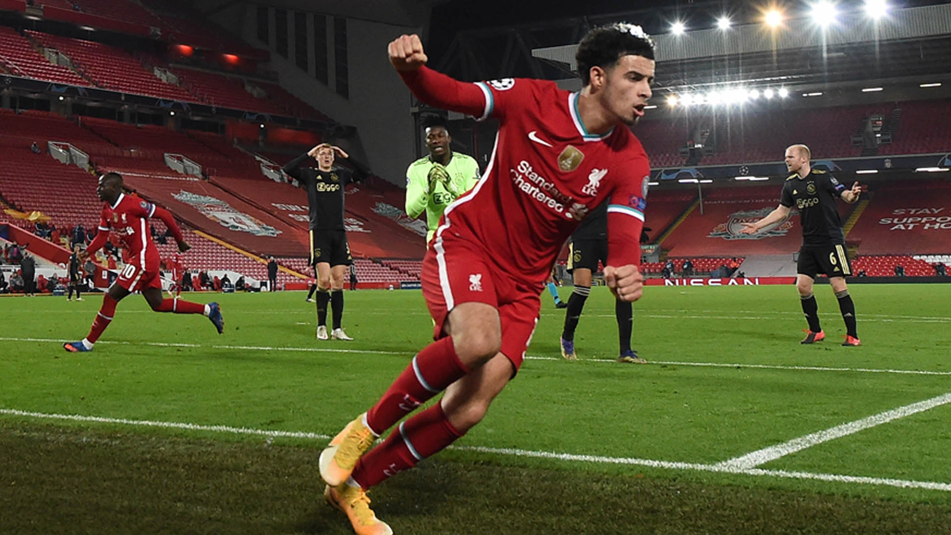 [해외축구] 19살 존스 결승골…리버풀 16강 진출 확정