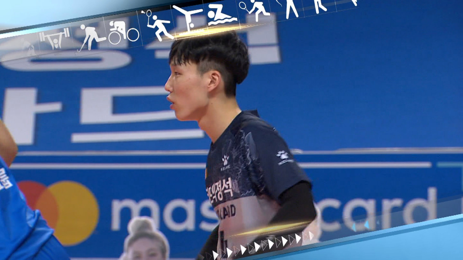 [스포츠영상] 디그의 정석, 장지원의 <em class='find'온라인카지노 처벌</em 수비