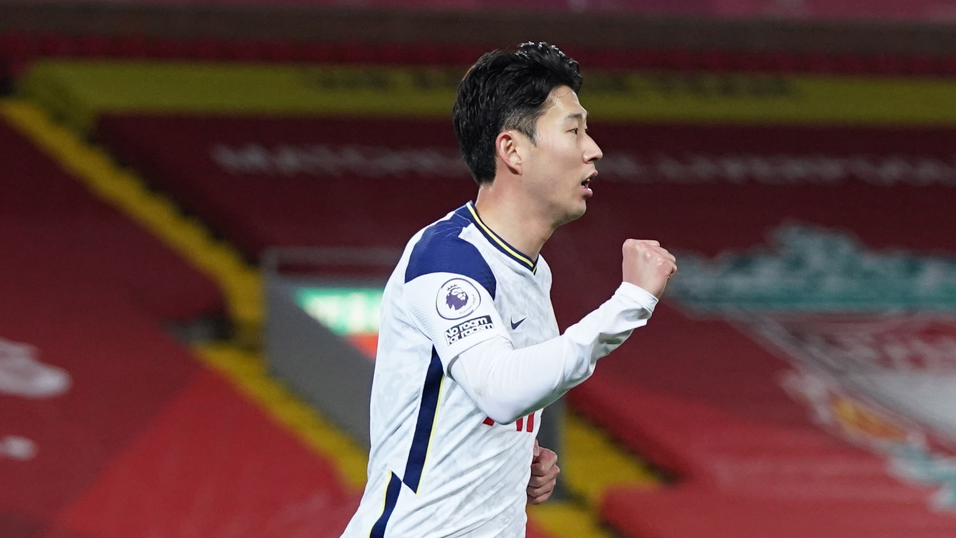 손흥민, FIFA 푸슈카시상 수상…올해의 선수는 레반도프스키