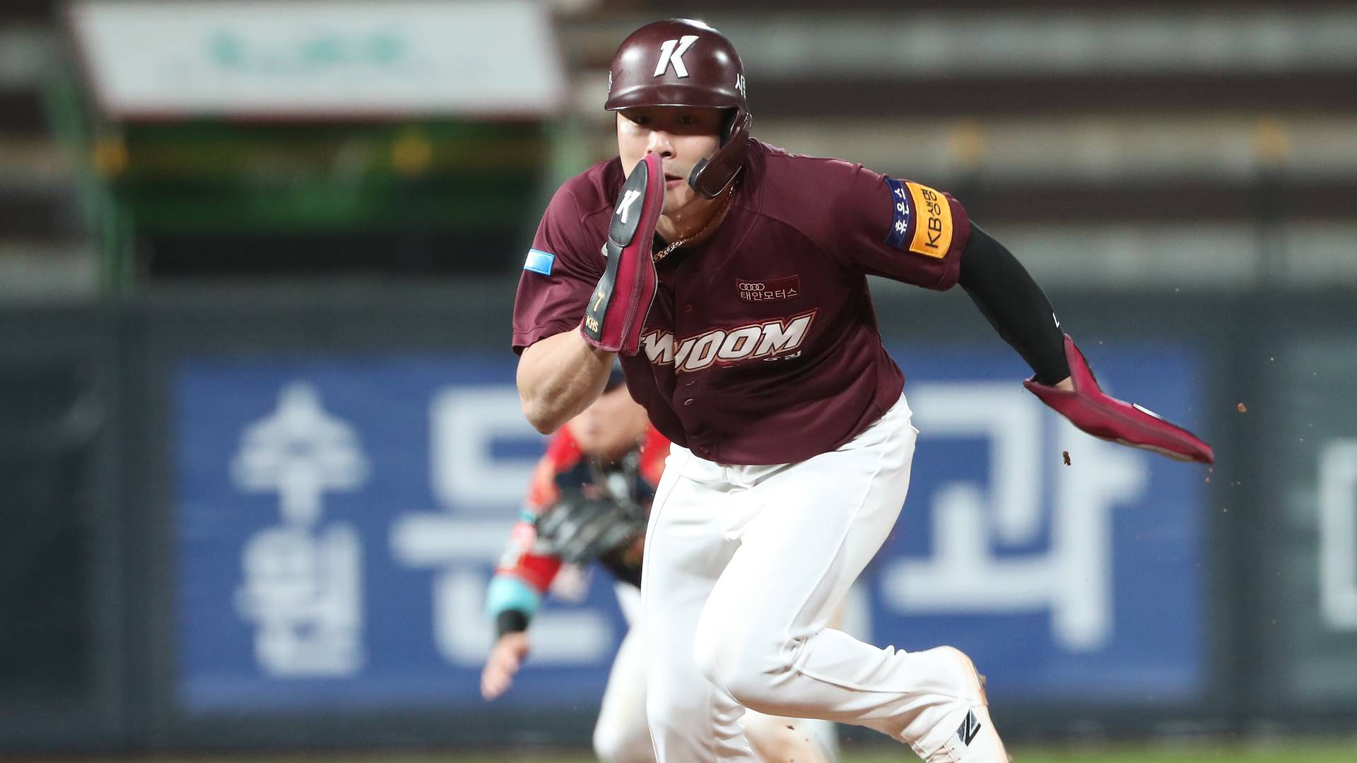 김하성 미국 출국…연내 빅리그 확정 '청신호'