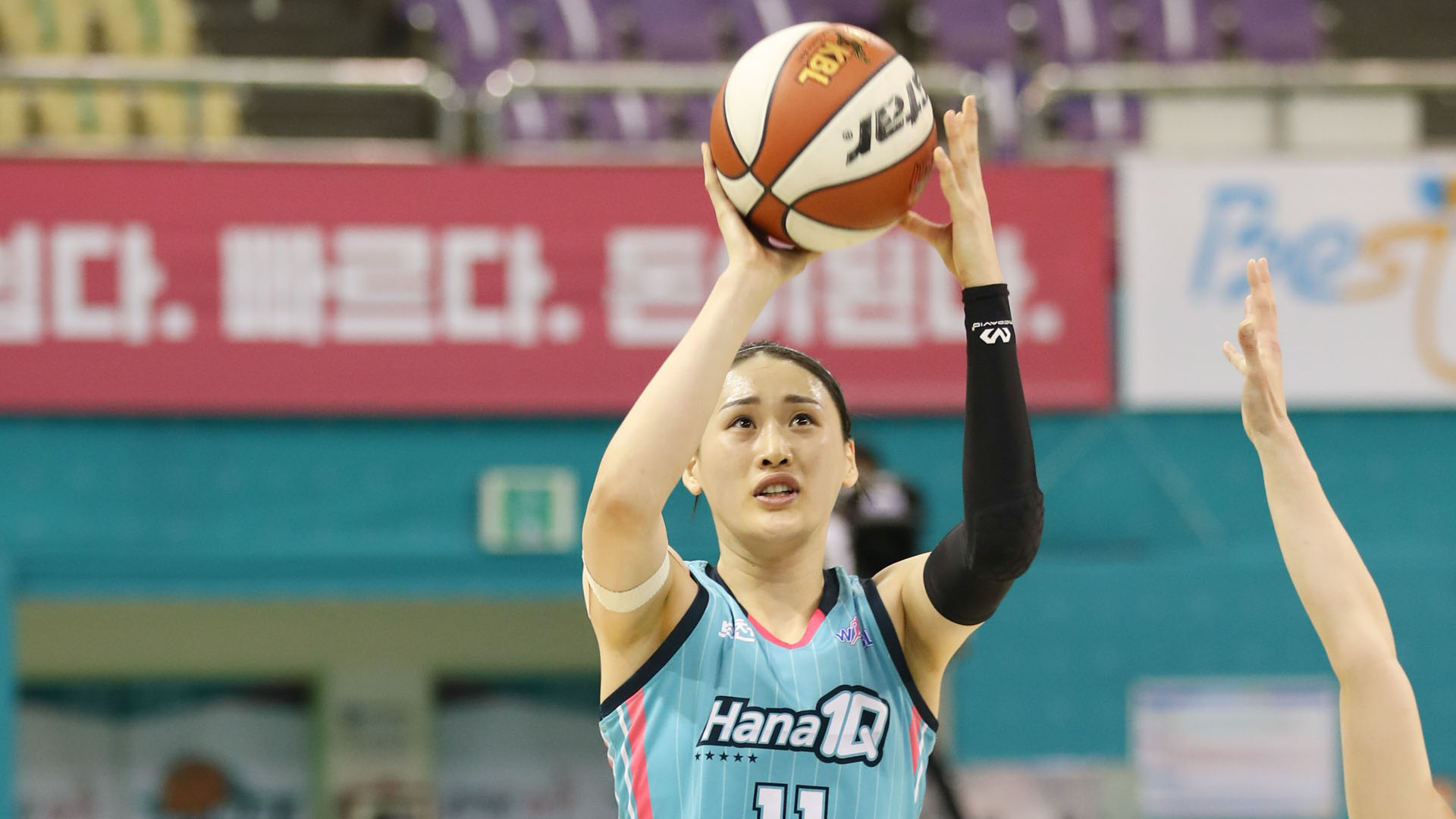 [프로농구] '<em class='find'온라인카지노 사이트</em 31점' 하나원큐, BNK 꺾고 첫 연승…단독 5위