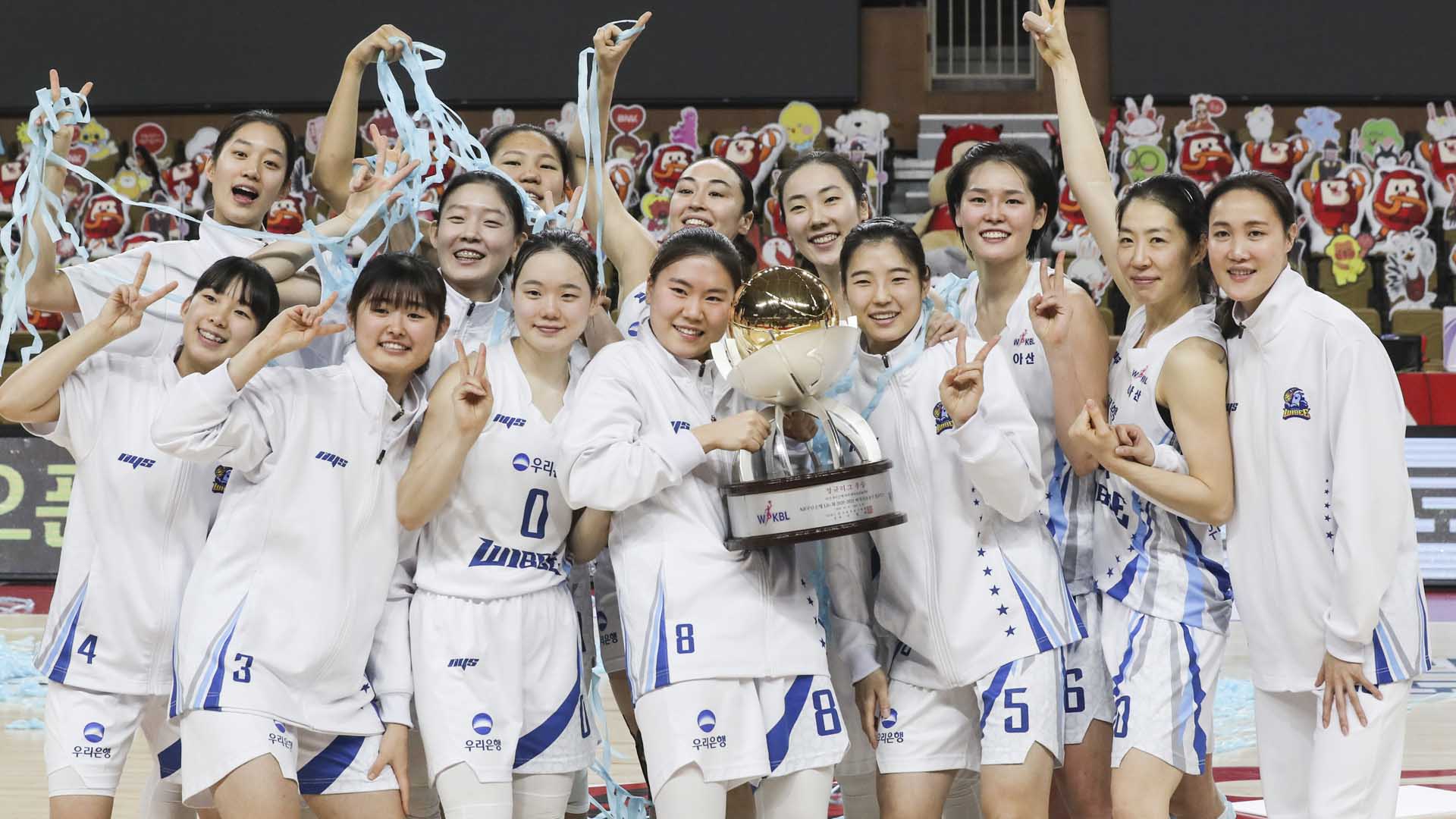 [온라인카지노 순위 온카판농구] "위태위태 했는데도" 우리은행 13번째 정규리그 우승
