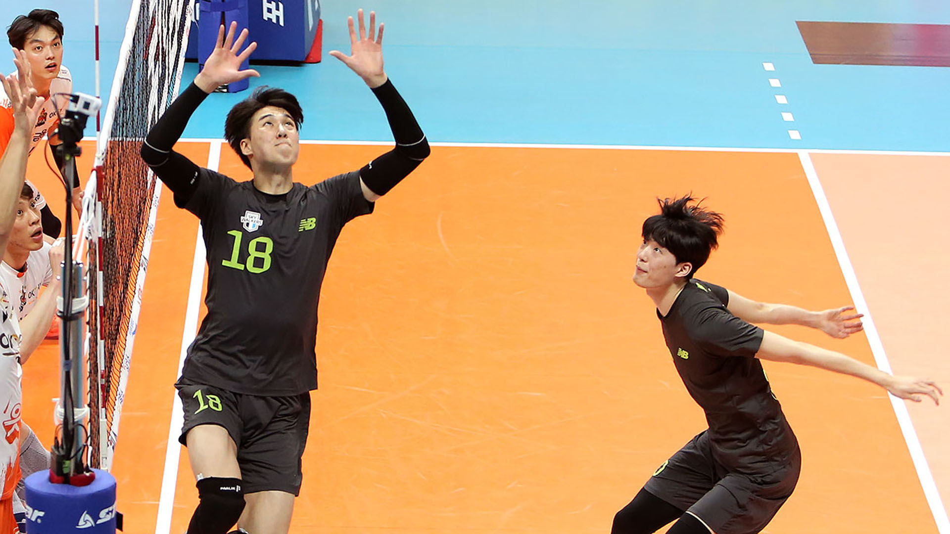 [온라인카지노 순위배구] 현대캐피탈, 22일 만에 실전 뛴 온라인카지노 순위금융그룹에 진땀승