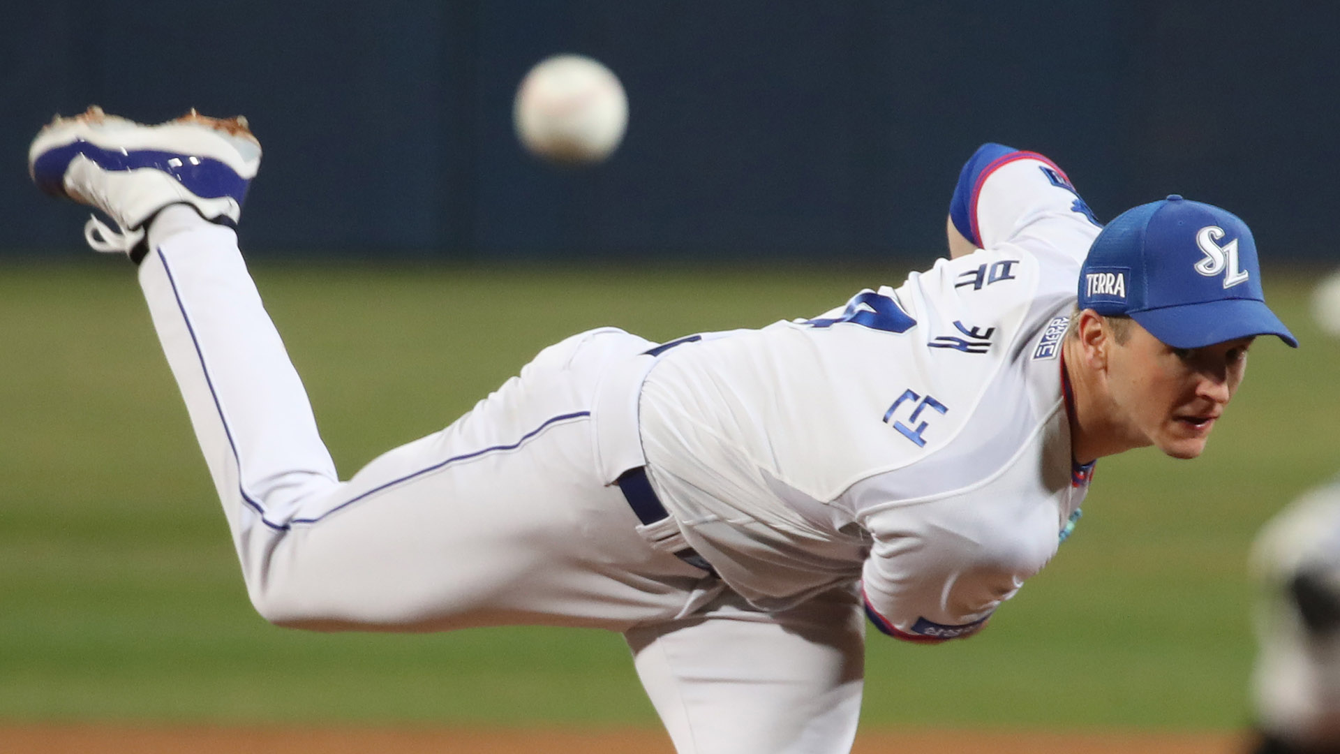[프로야구] 올 시즌 1호 완봉승 뷰캐넌…온라인카지노 유니벳, 한화에 완승
