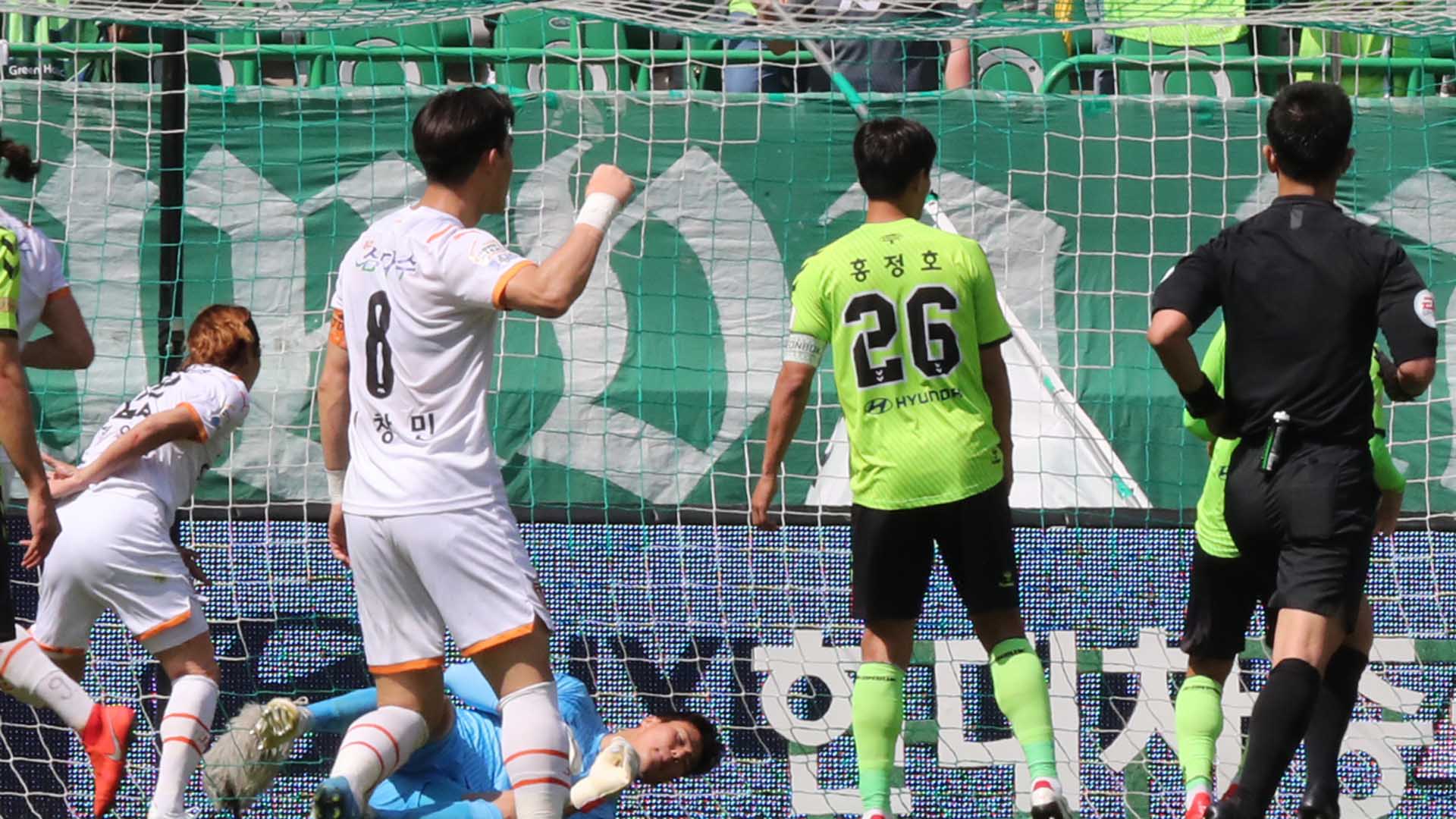 전북, 제주와 1-1 무승부…일류첸코 동점골