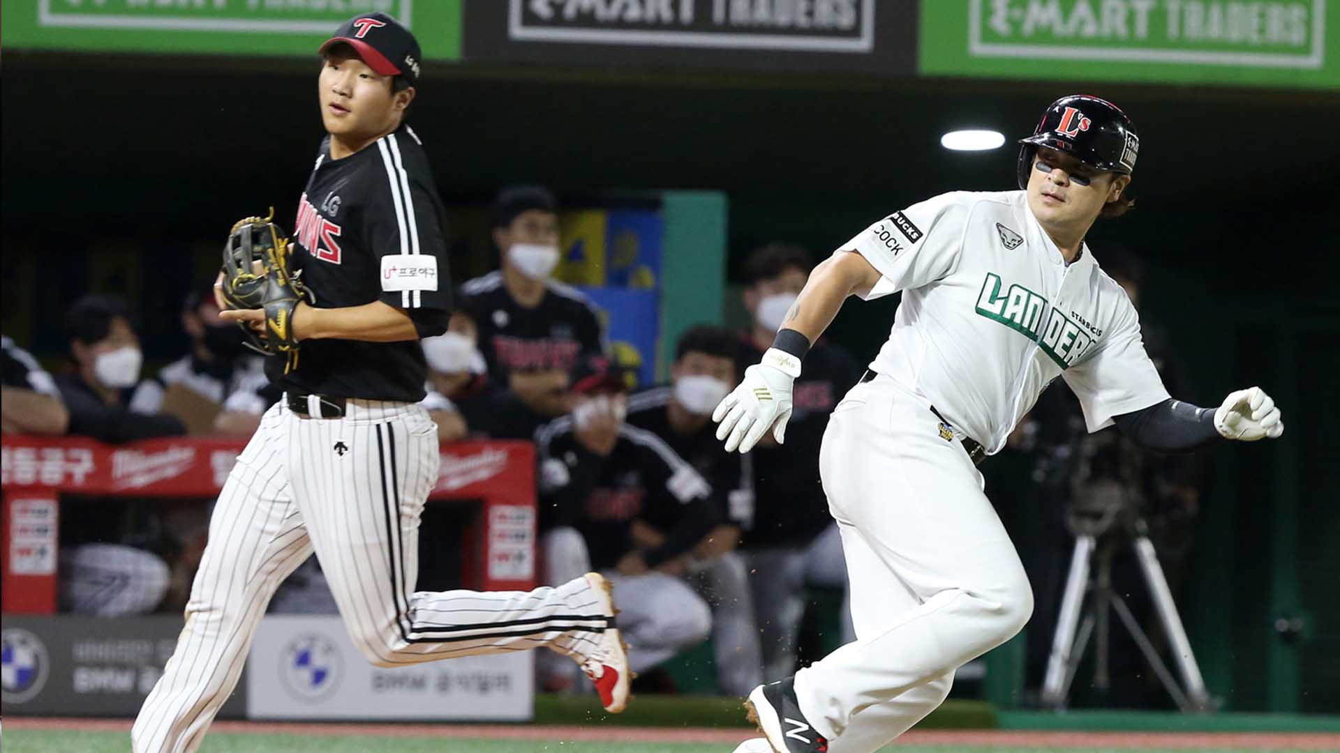 [프로야구] '역전에 재역전' 혼돈의 9회…SSG, 끝내기 승리