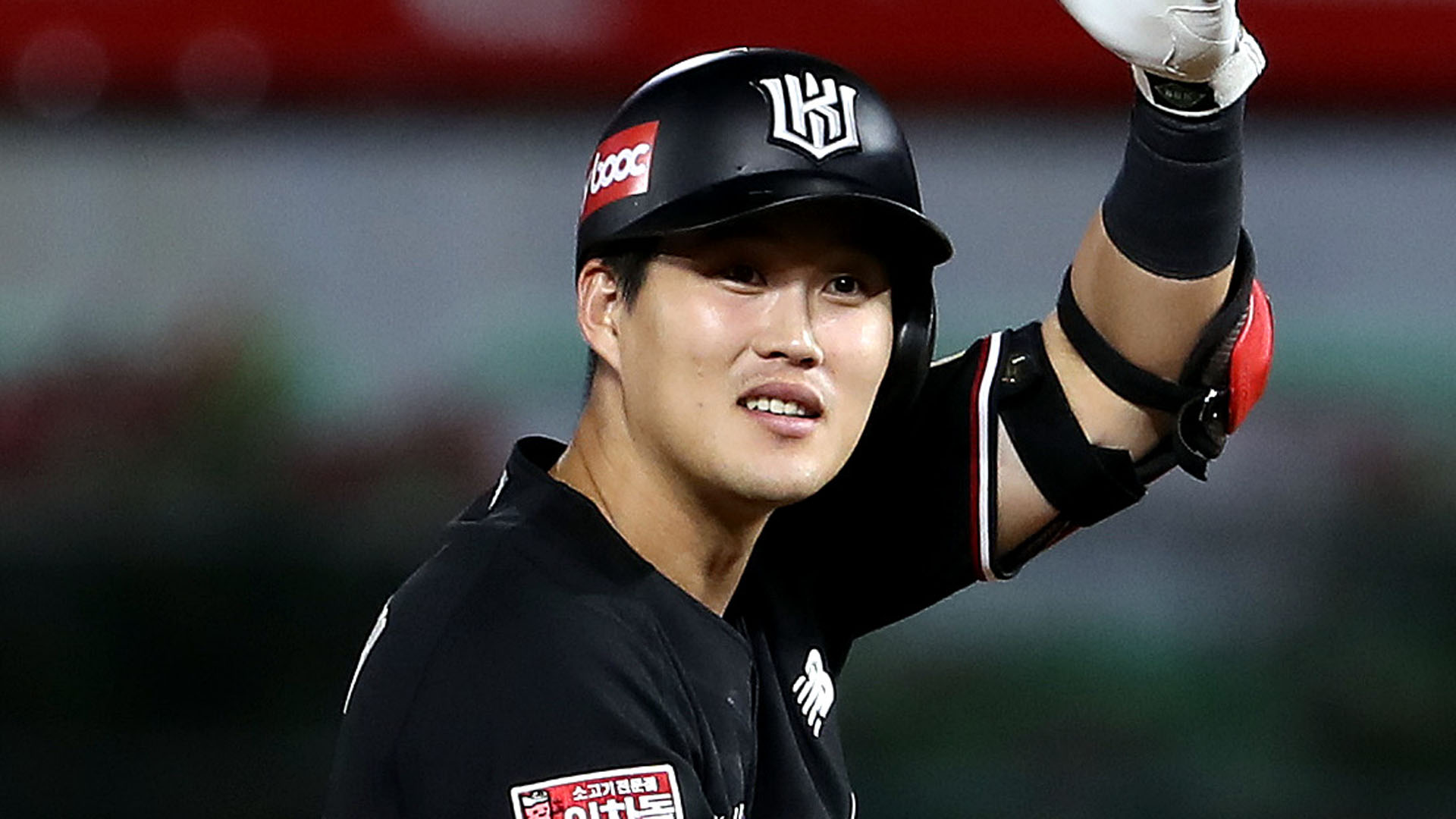'배정대 3타점' kt, LG 꺾고 6연승 선두 질주
