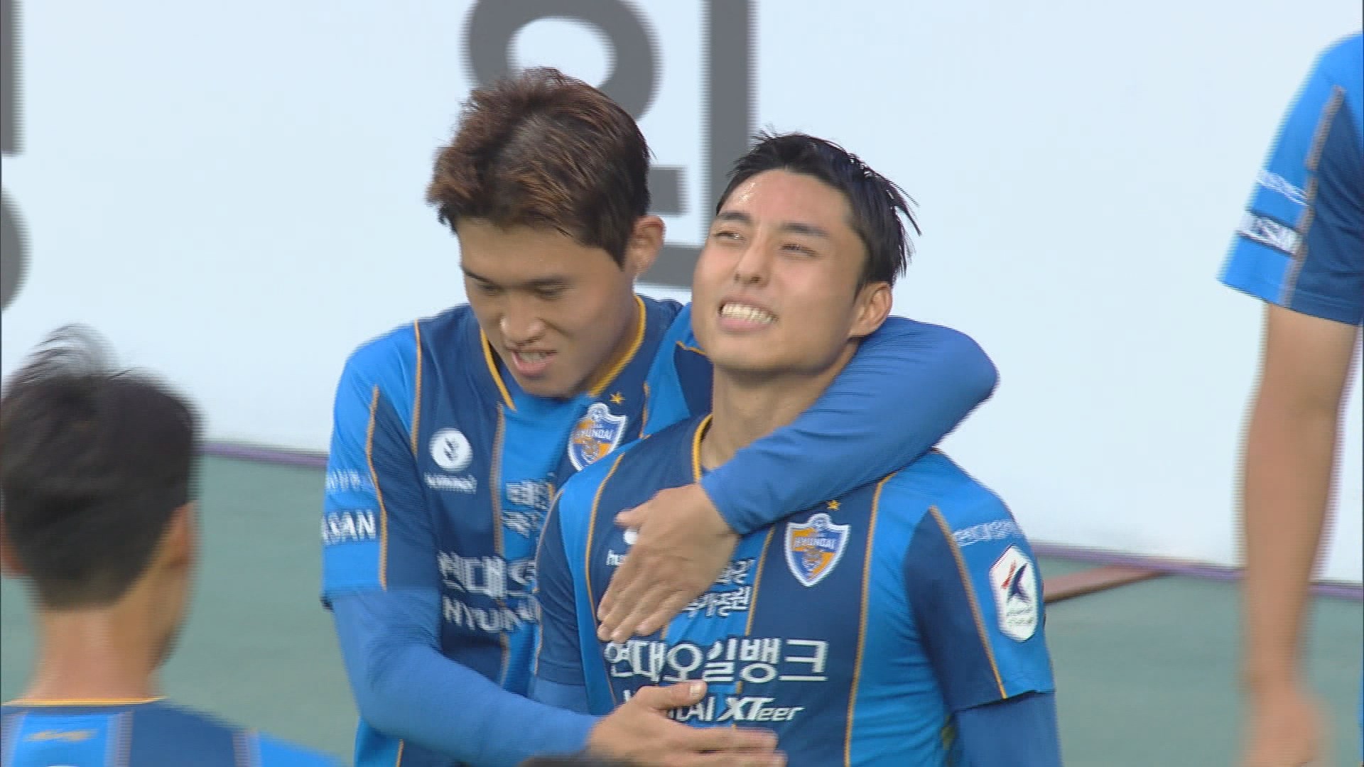 '울다 웃은' 이동준, 온라인카지노 먹튀 벳무브 선두 수성 앞장