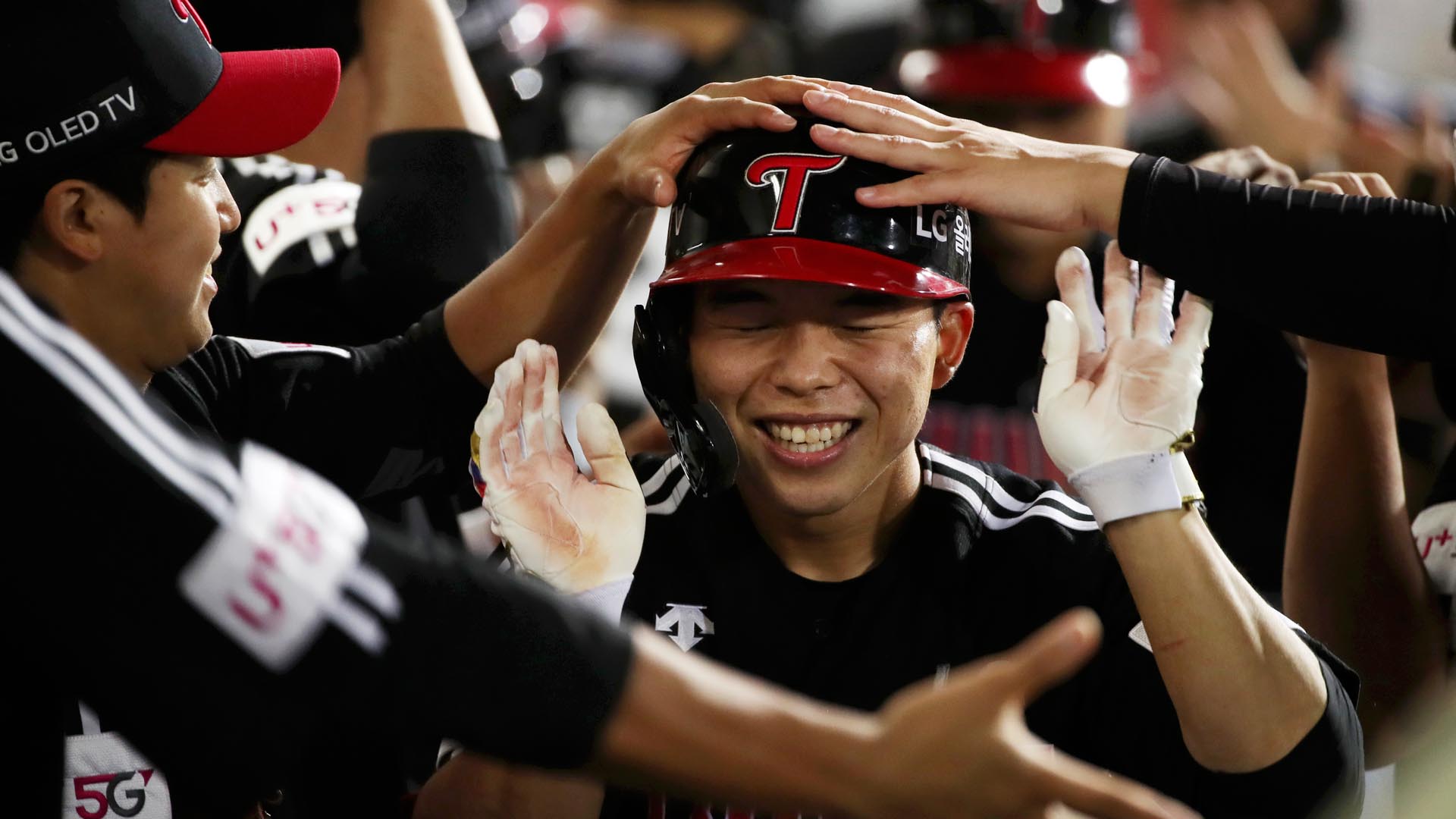 LG 문성주, 생애 최고의 날…데뷔 첫 타점에 홈런까지