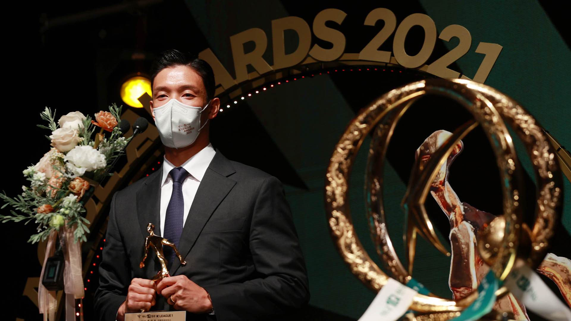 24년만의 수비수 MVP 홍정호 "온라인카지노 먹튀 벳무브전 수비가 결정적"