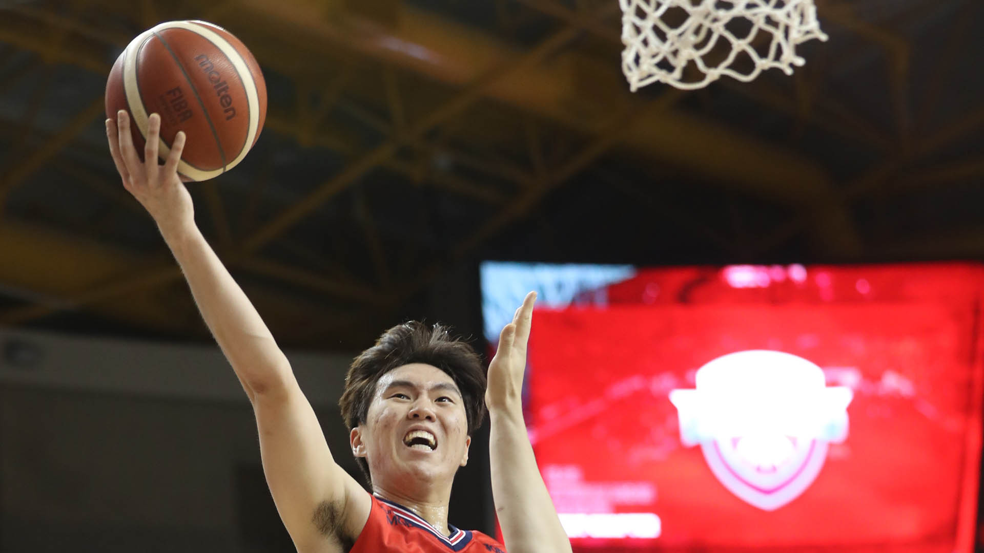 물음표를 느낌표로…2022년 이우석의 '포효의 시간'