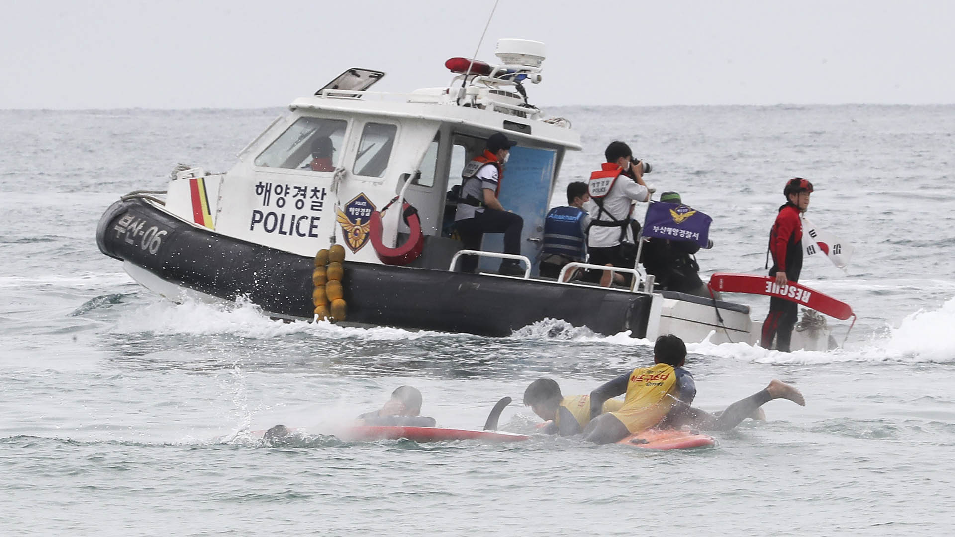 해수욕장 수난사고 서프카지노 룰렛 사이트대가 뜬다…"물놀이 방심은 금물"