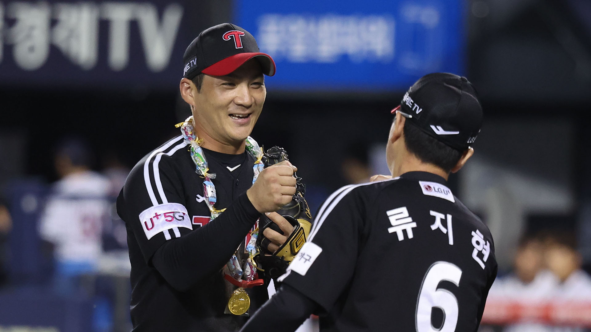 온라인카지노 조작 유니88, 15승 외국인 듀오 탄생…오지환은 데뷔 첫 20-20클럽