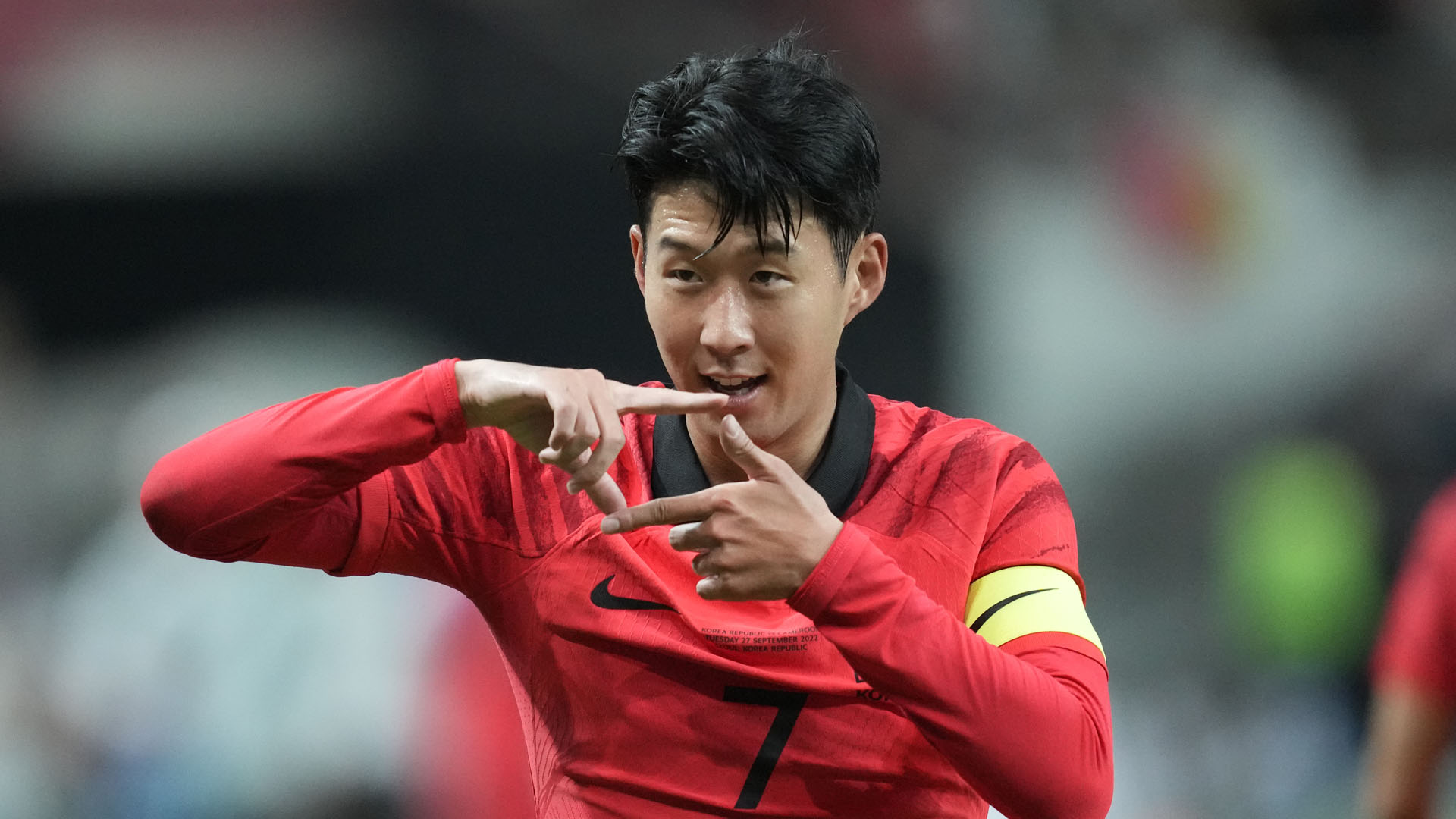 손흥민 환상 발리골, UCL 조별리그 최고의 골 후보