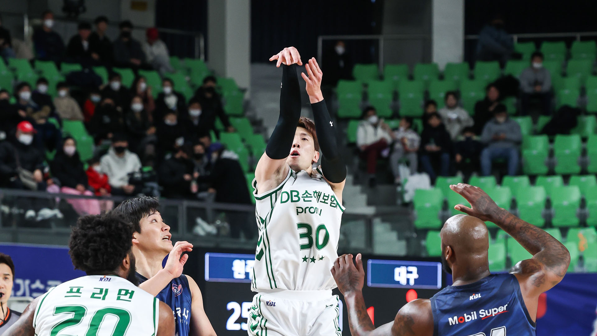 두경민, 개인 한 한국어 온라인 카지노 최다 43점…DB는 공동 7위로