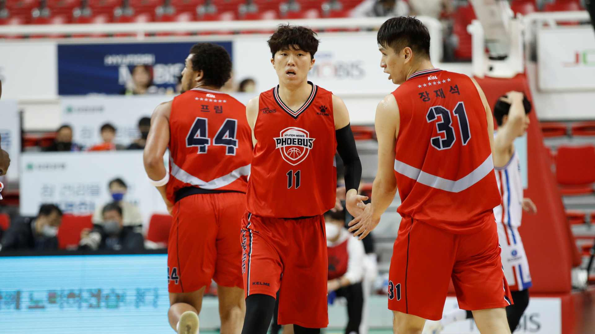 현대모비스, 한국가스공사에 역전승…빛바랜 이대성 27점