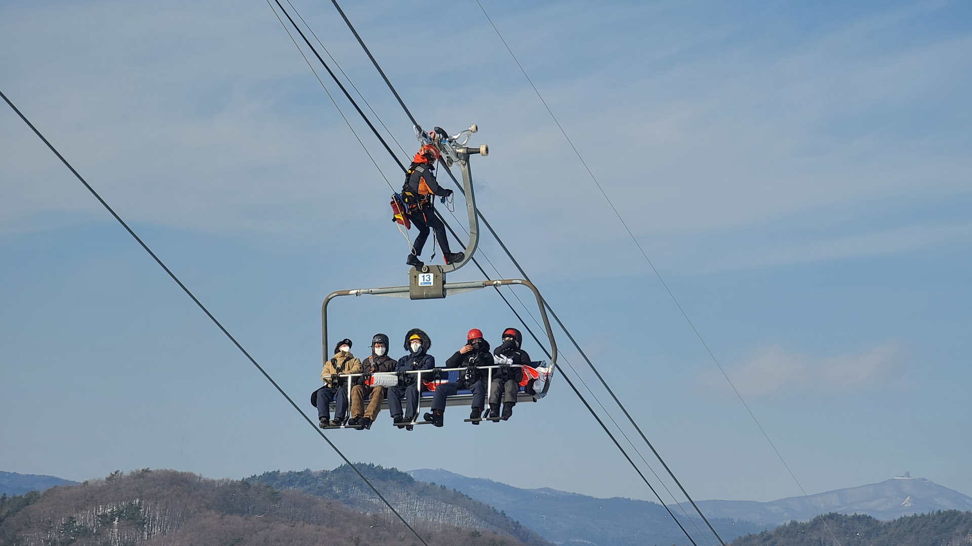 잇따른 리프트 멈춤…20년 이상 노후 장비 수두룩