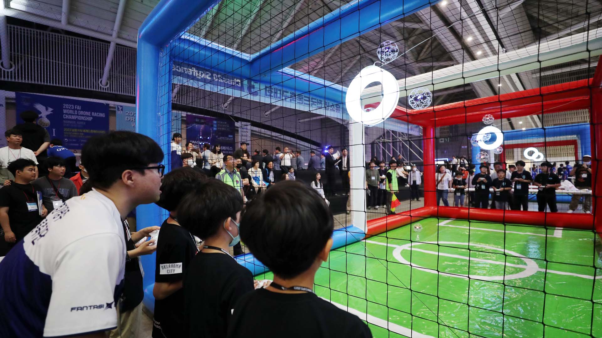 축구·레이싱도 거뜬…최신 드론 인천에서 한눈에