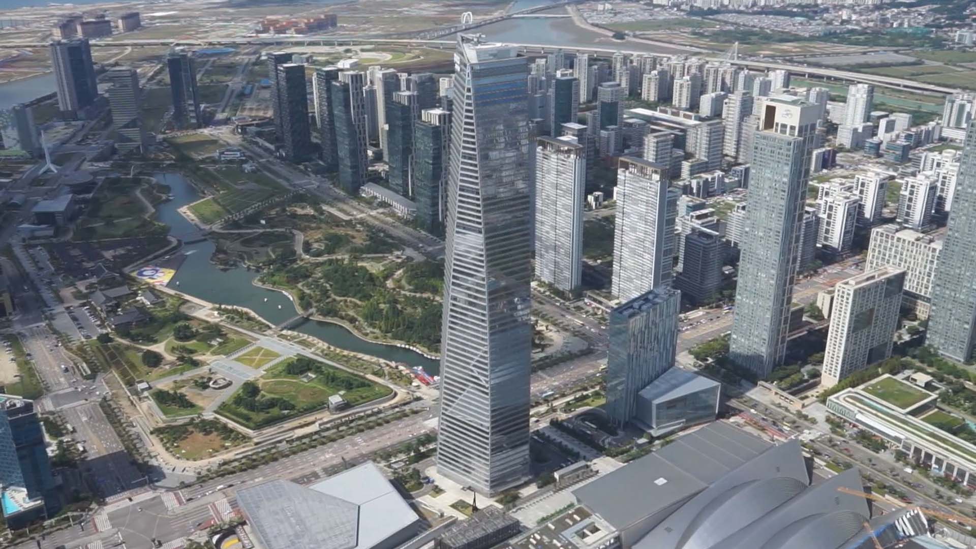 '인천' 인구 300만명 돌파…경제자유구역 성장 주목